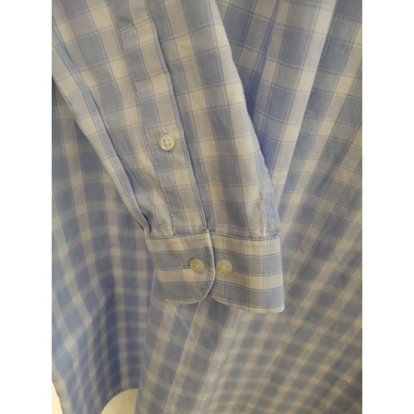 Izod Slim Fit Long Sleeve Button Down Shirt, 15.5 collar SMALL 60% Cotton - Picture 3 of 4